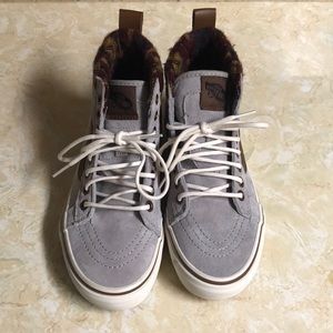 VANS NWT Sz6.5 WOMEN OR Sz5 MEN
